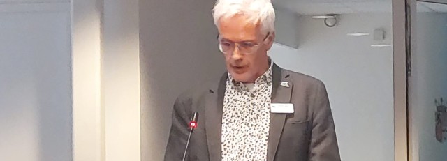 ton ab.jpg